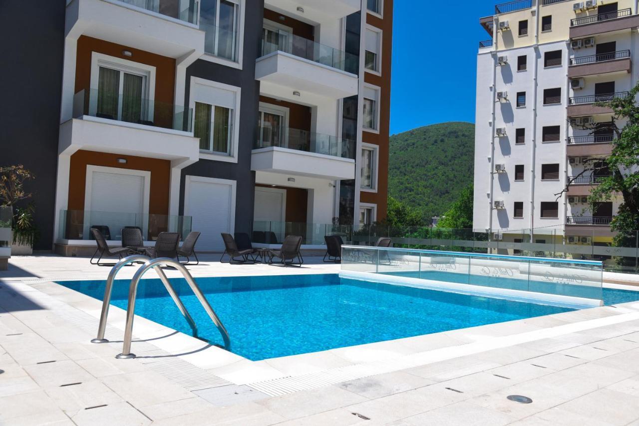 Chill And Go Aparthotel บุดวา ภายนอก รูปภาพ